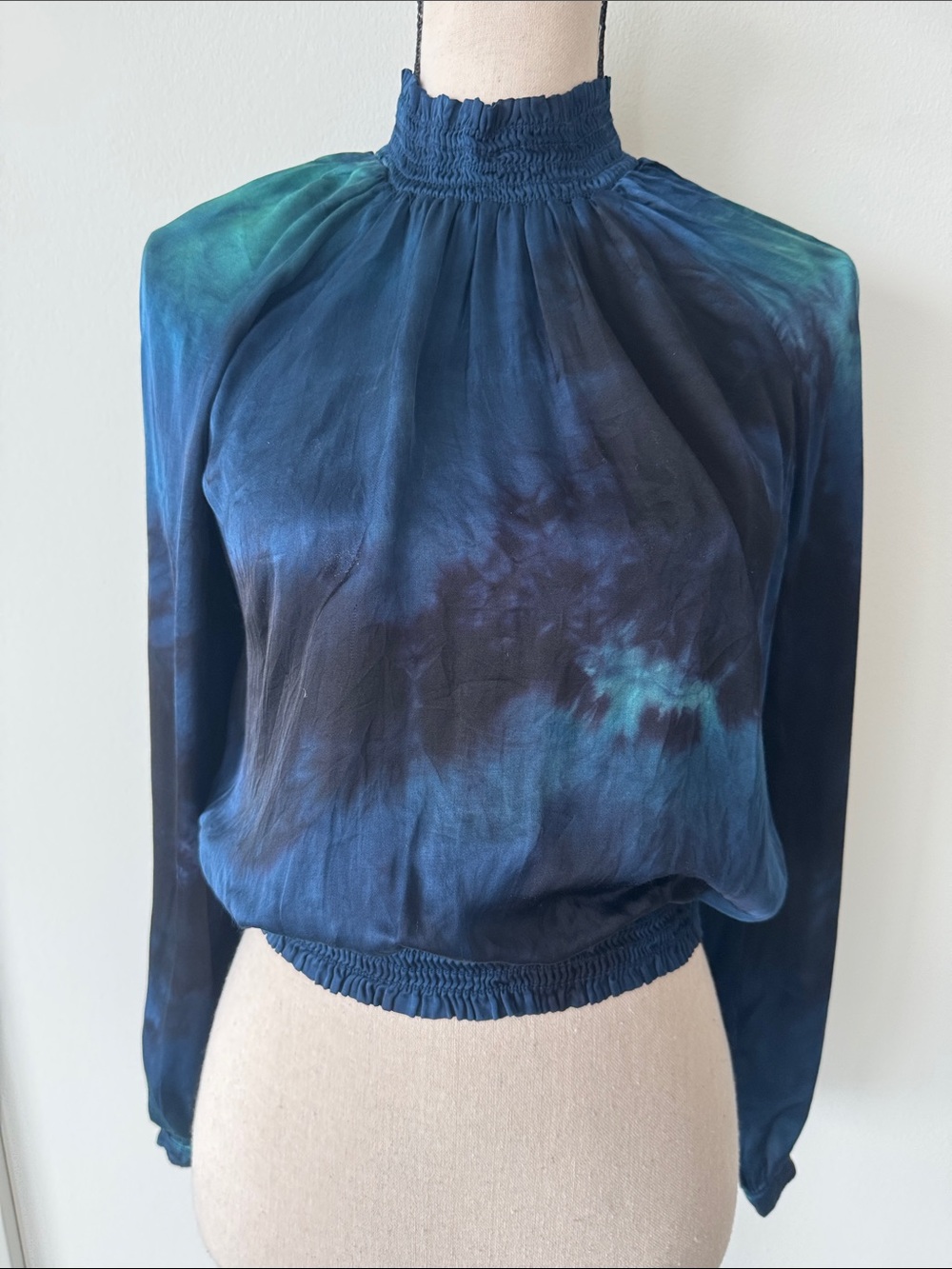 Bella Dahl Navy Blue and Green Tie-Dye Long Sleeve Smocked Neck Top